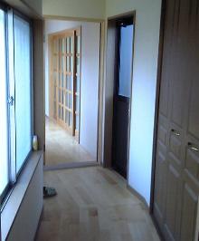 �L�����t�H�[���H��